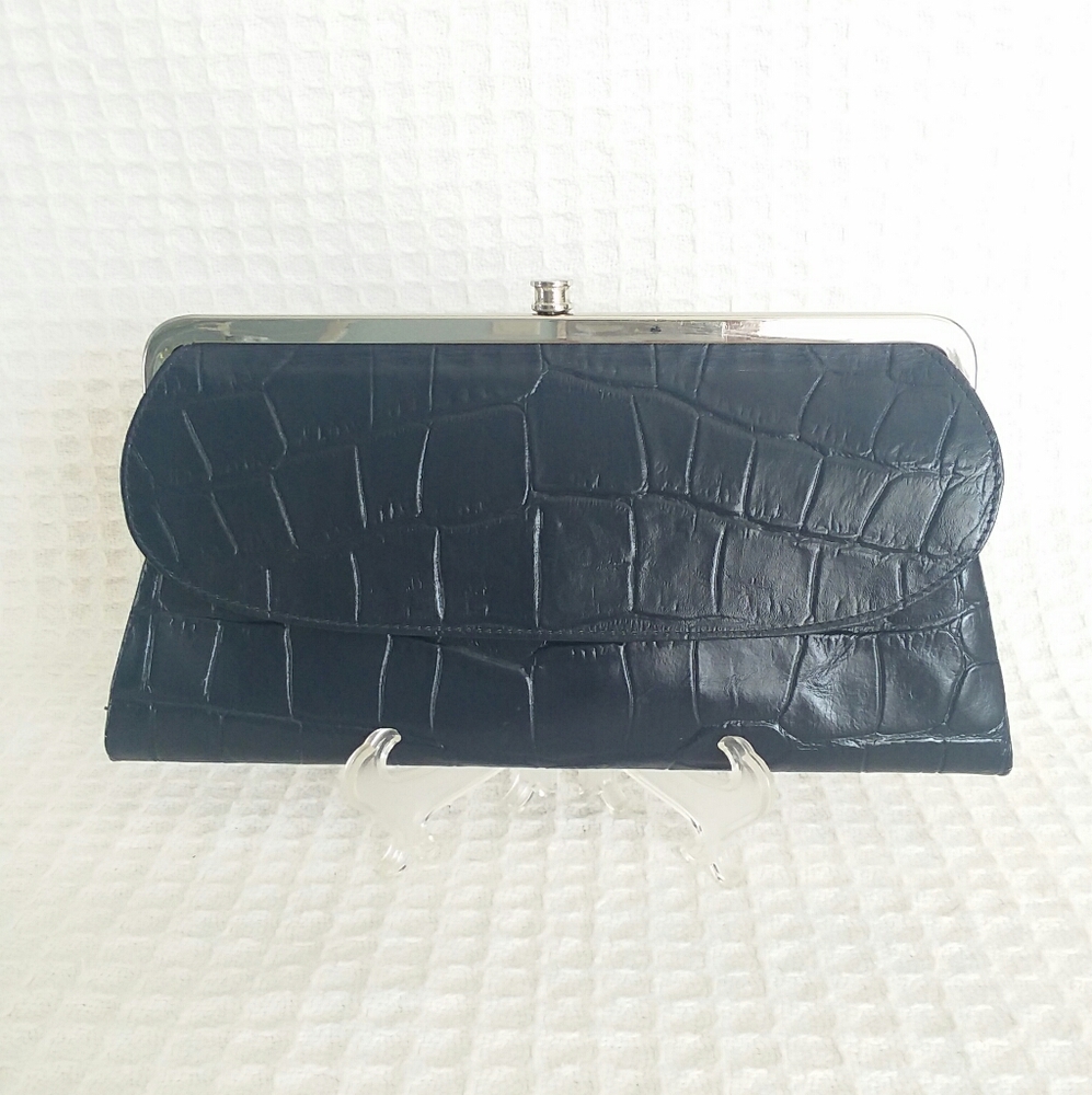 Michael Rome Designs Leather Dark Navy Color Wallet Or Clutch